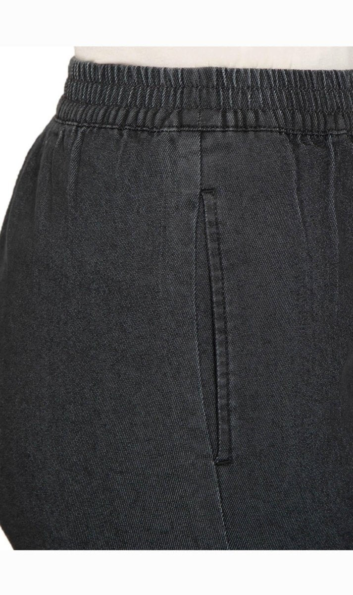 Women's Easy Pull on Bermuda Shorts in Denim and Twill - Codex AI