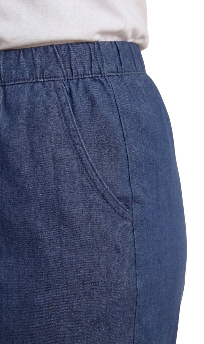 Women's Pull On Denim & Twill Shorts with stretch waist - No zipper or buttons - Codex AI
