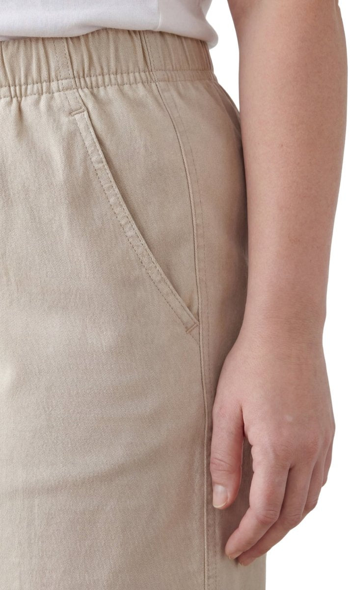 Women's Pull On Denim & Twill Shorts with stretch waist - No zipper or buttons - Codex AI